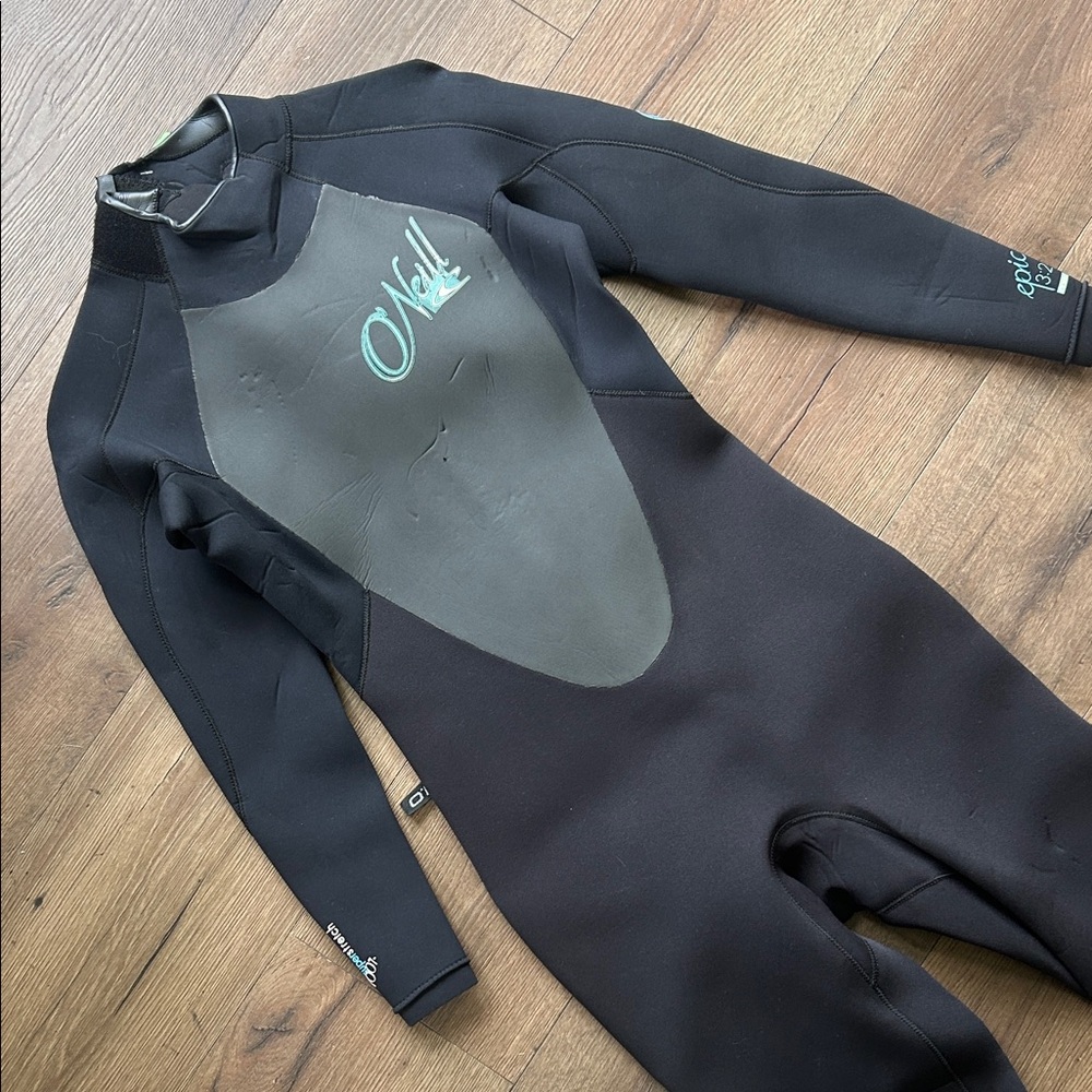 O'Neill Black Full-Length Wetsuit with Logo Chest Panel ! Size 10